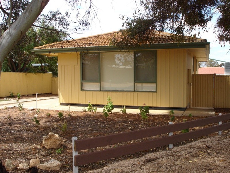 9 Don Elliott Drive, Waikerie SA 5330