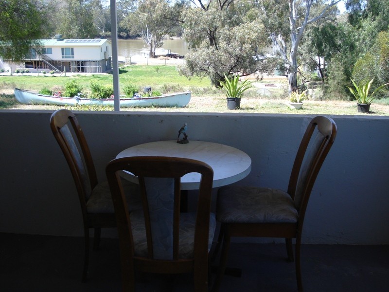 43 Adam Street, Blanchetown SA 5357