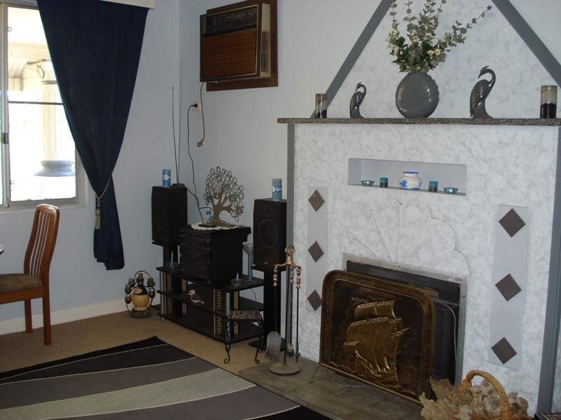 43 Adam Street, Blanchetown SA 5357