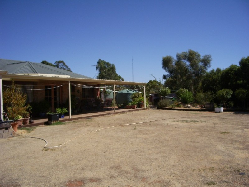 93 Pope Road, Waikerie SA 5330