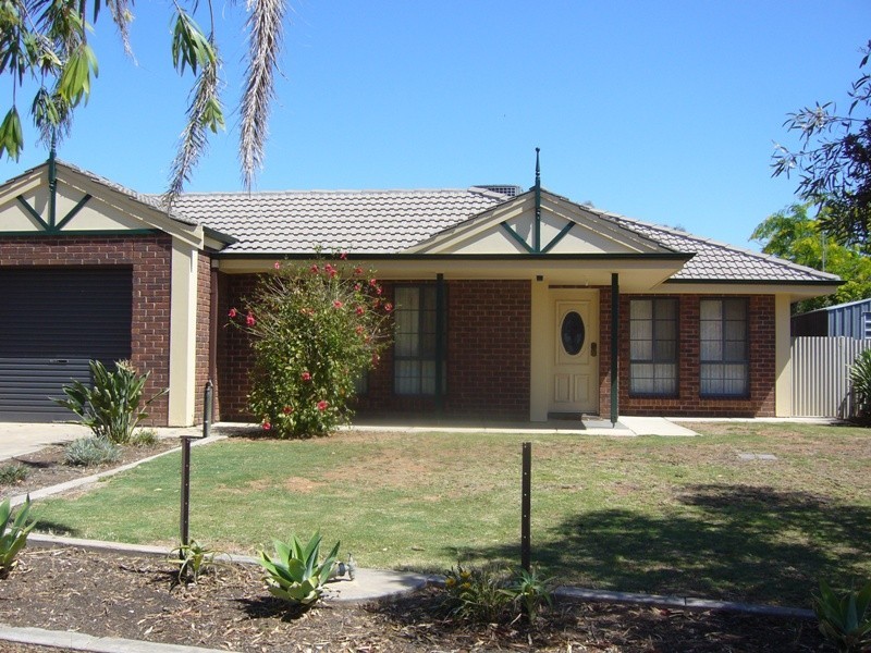 6 Links Crescent, Barmera SA 5345