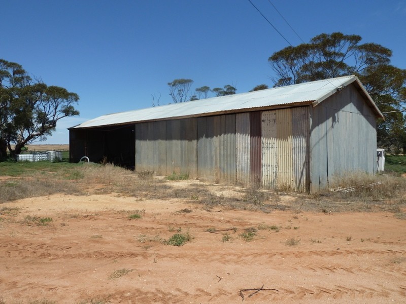 272 Crase Road, Loxton SA 5333