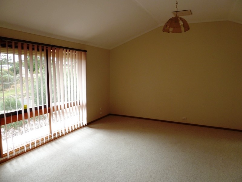 10 Thiele Avenue, Loxton SA 5333