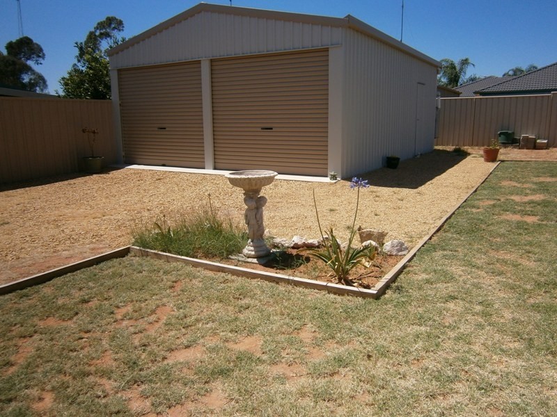 10 McCutcheon Street, Waikerie SA 5330