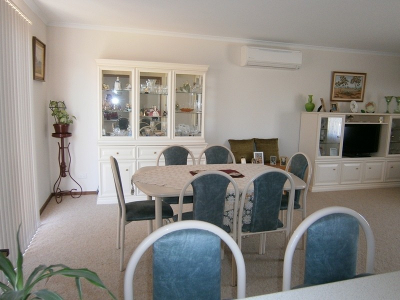 10 McCutcheon Street, Waikerie SA 5330