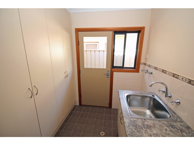 19 Tenth Street, Renmark SA 5341