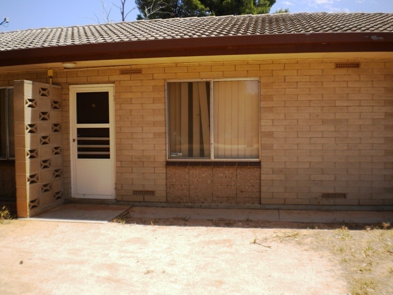 3/8  Eringa Avenue, Loxton SA 5333
