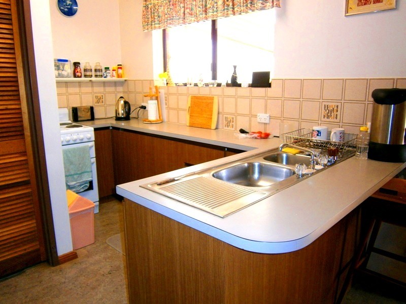 8 Sixth Street, Morgan SA 5320