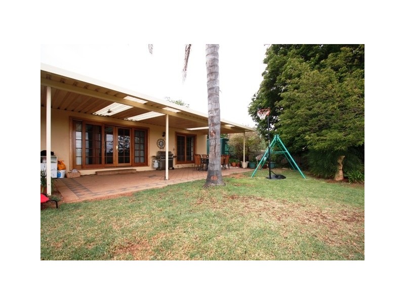 79 Briers Road, Loxton SA 5333