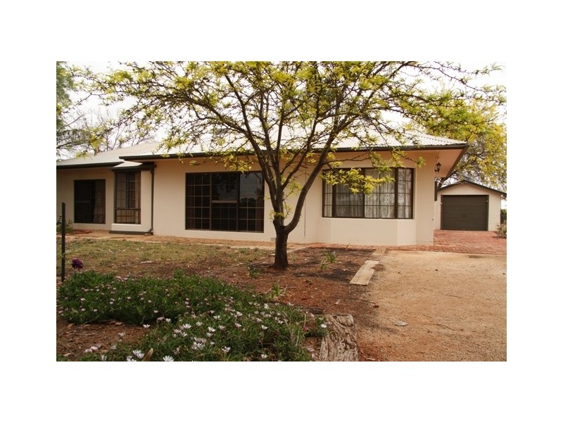 332 Derrick Road, Loxton SA 5333