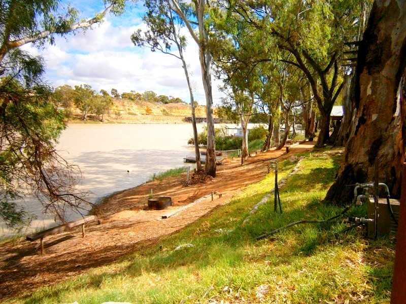 29 North West Bend, Morgan SA 5320