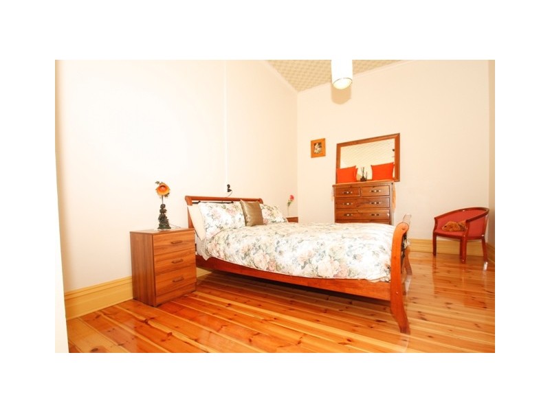 79 Casson Ave, Loxton SA 5333