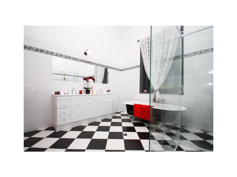 79 Casson Ave, Loxton SA 5333