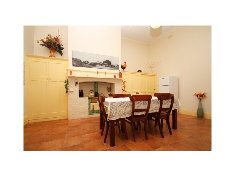 79 Casson Ave, Loxton SA 5333