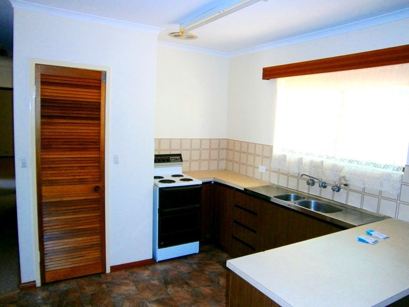 12 Seventh Street, Morgan SA 5320