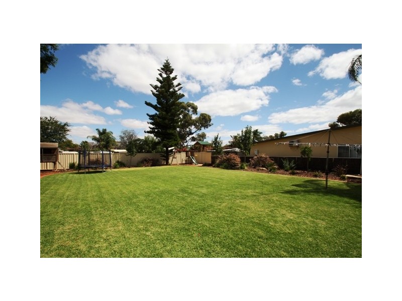 60 Tobruk Tce, Loxton SA 5333