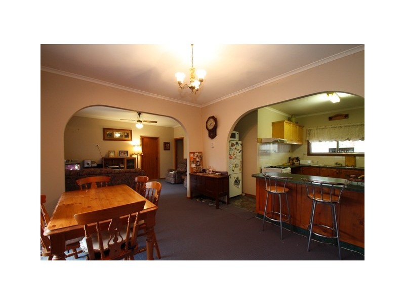 4 Timor St, Loxton North SA 5333