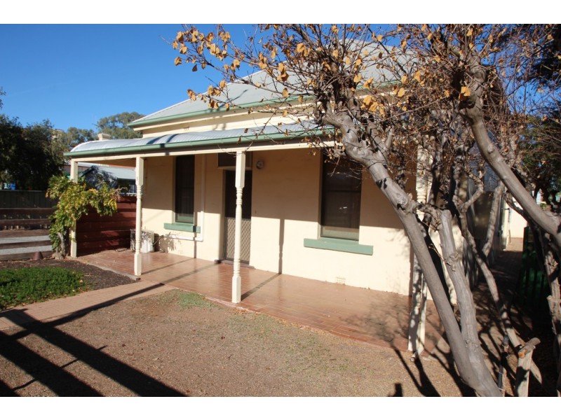 5 Tenth Street, Renmark SA 5341