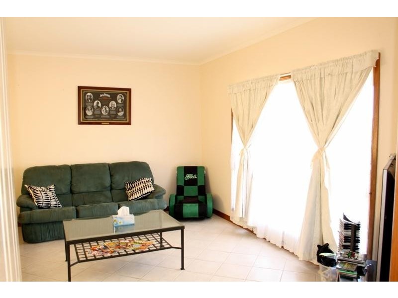 11 Stasinowsky Court, Loxton SA 5333