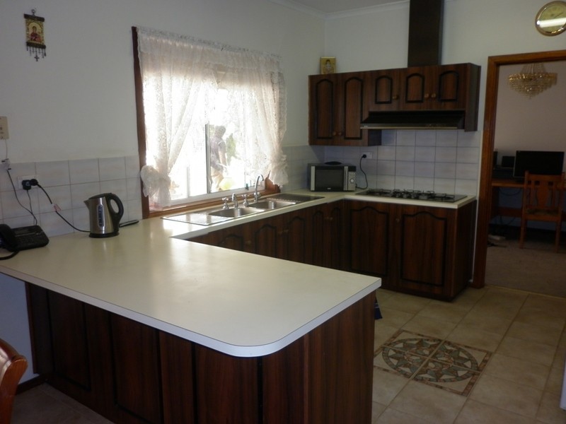 609 Ral Ral Avenue, Renmark SA 5341