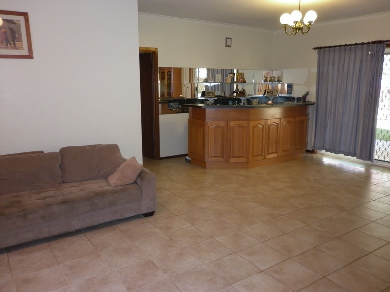 609 Ral Ral Avenue, Renmark SA 5341