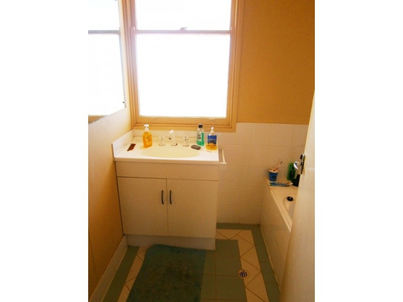 2 Matthew Street, Waikerie SA 5330