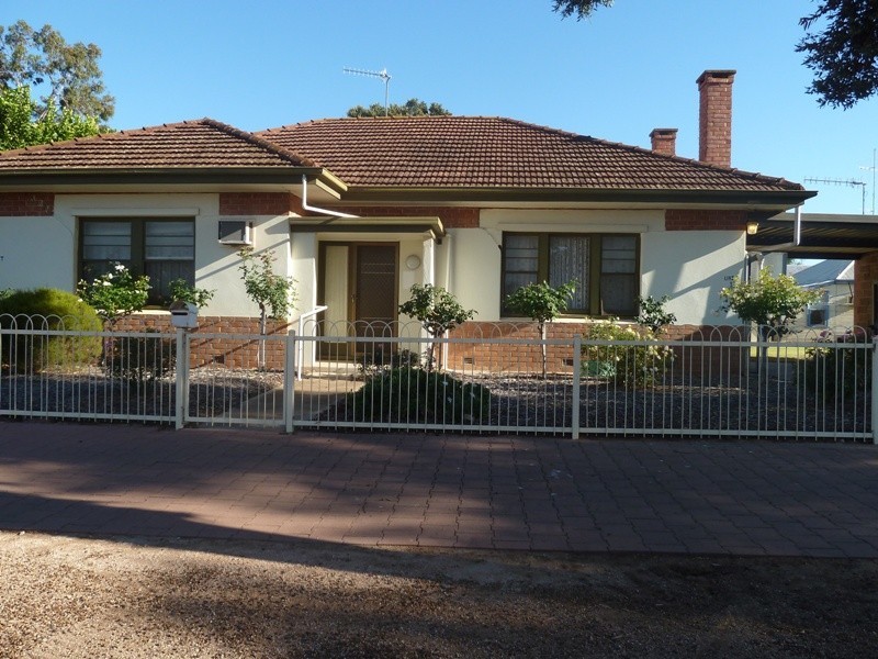 14  Murtho Street, Renmark SA 5341