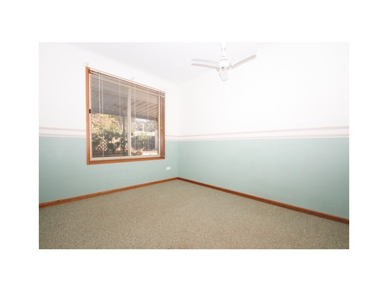 28 Hall Crescent, Loxton SA 5333