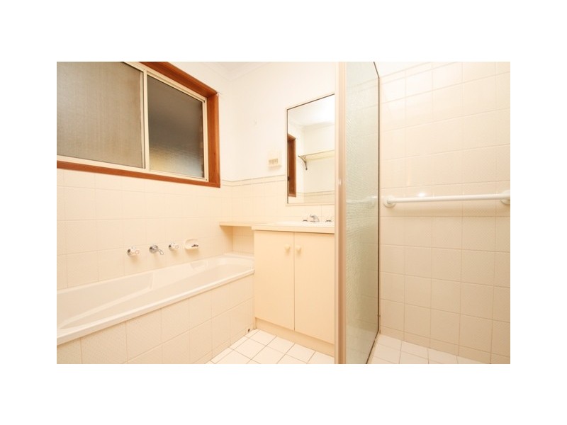 28 Hall Crescent, Loxton SA 5333