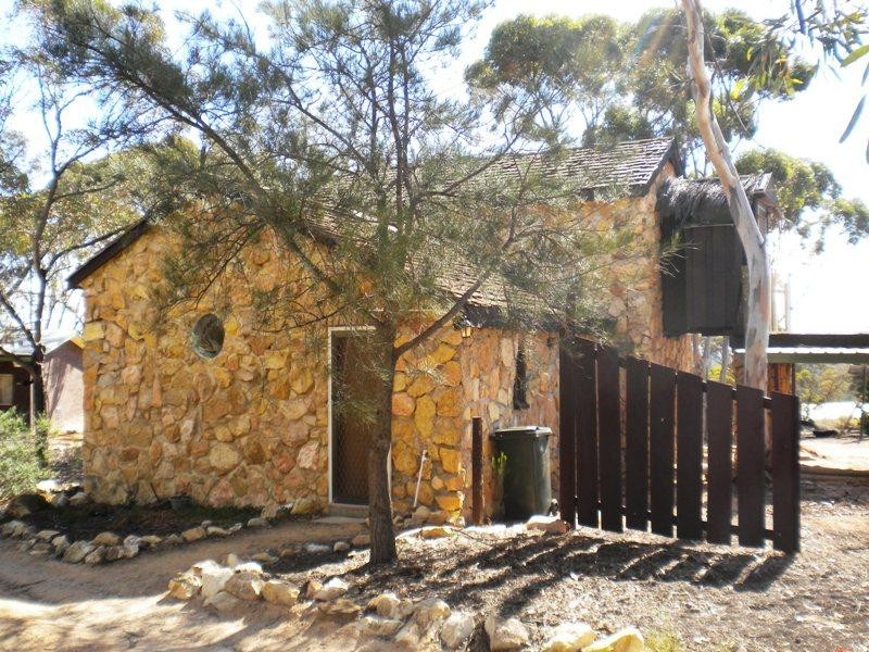 254 (studio) Nitschke Road, Loxton SA 5333