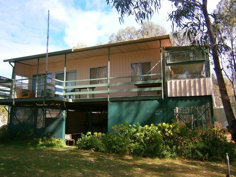 60 – 61 Brenda Park Road, Morgan SA 5320