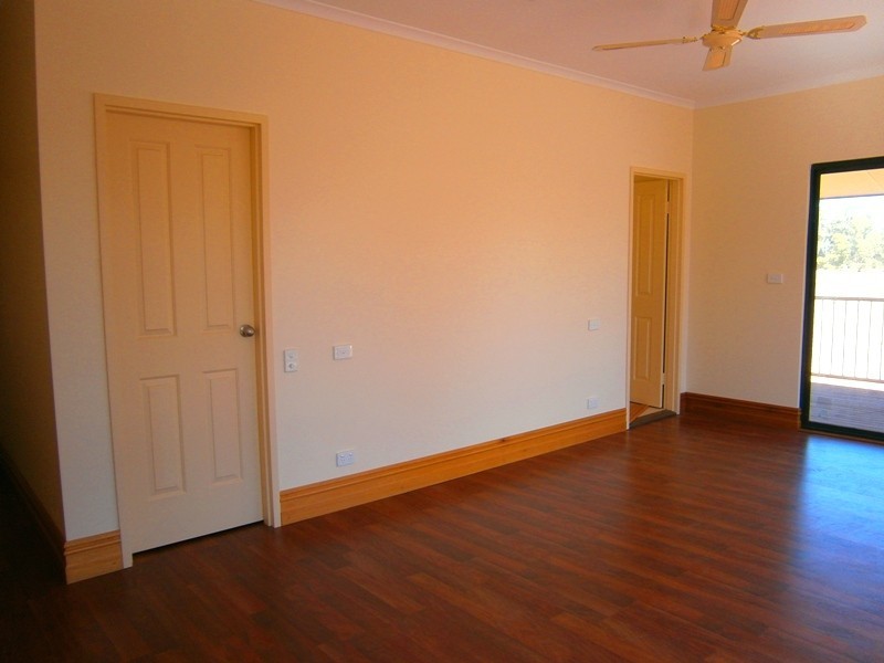 34 River Drive, Blanchetown SA 5357