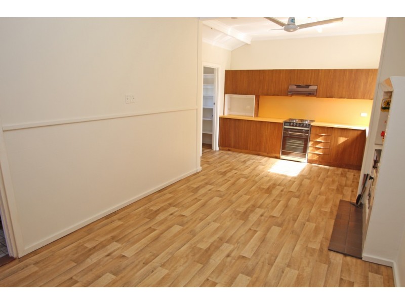 41 Railway Tce, Renmark SA 5341