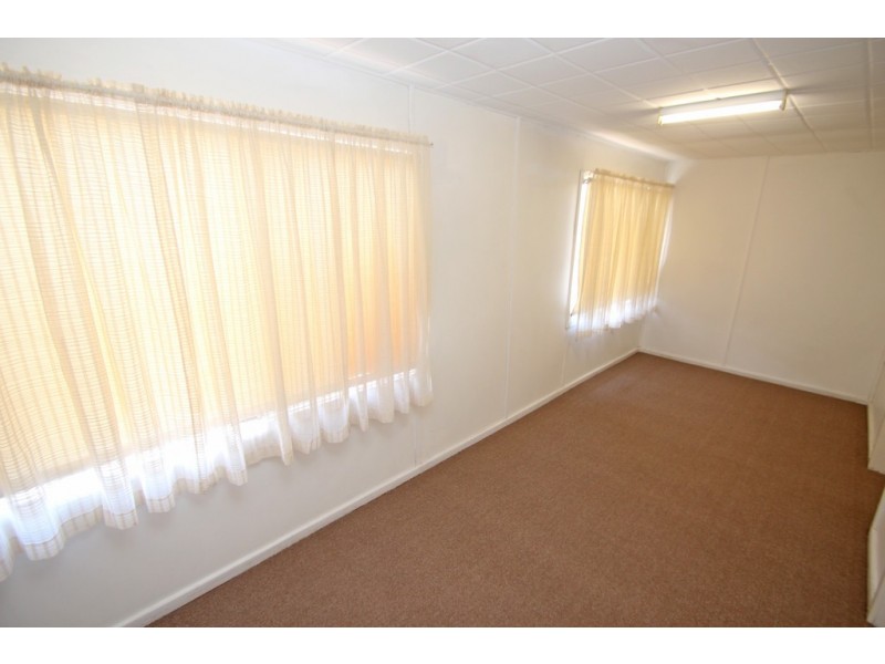 41 Railway Tce, Renmark SA 5341