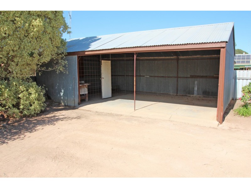 41 Railway Tce, Renmark SA 5341