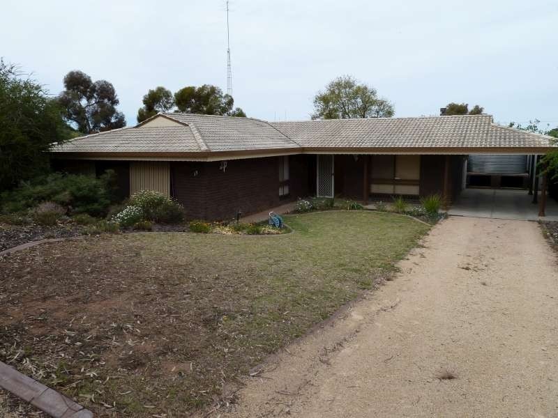 13 Spriggs Street, Berri SA 5343