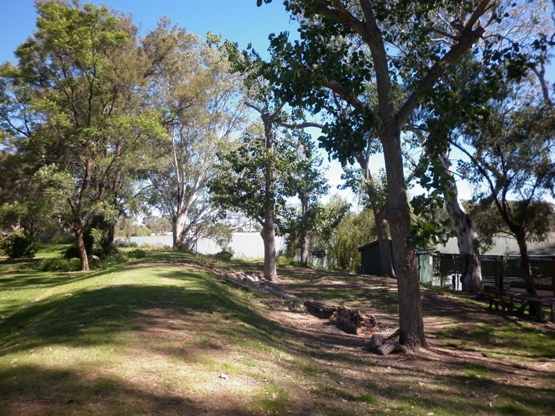 63, 64 and 65 Evans Street, Renmark SA 5341