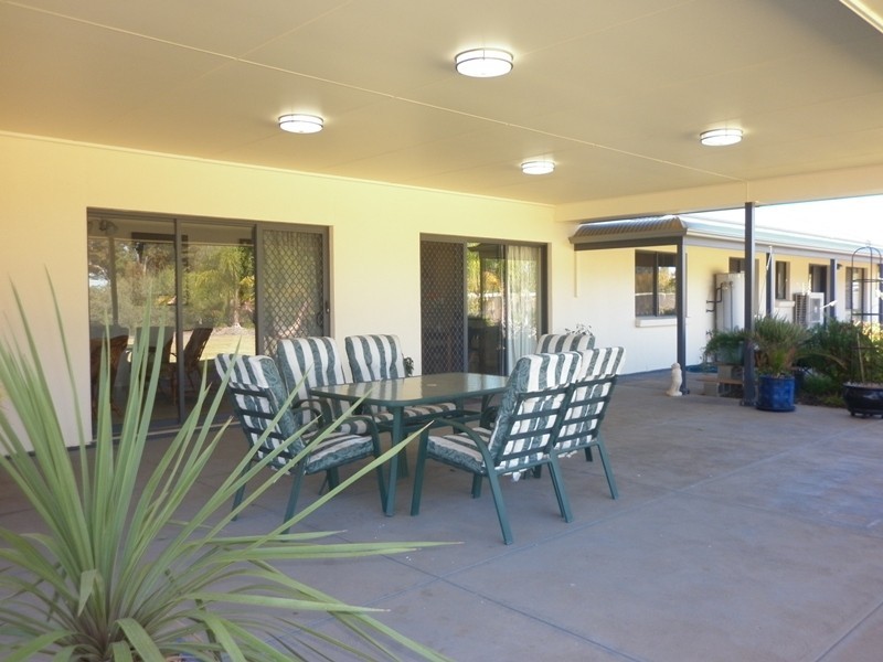 33 Cucumunga Street, Renmark SA 5341