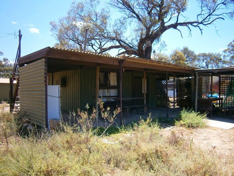 52 Pelican Point Road, Morgan SA 5320