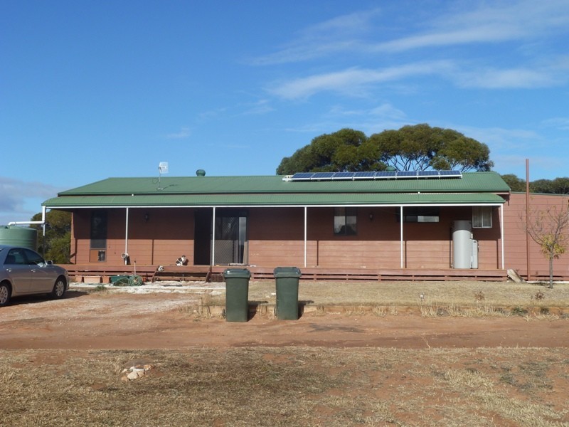 30 Crossing Road, Berri SA 5343