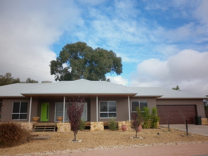 25 Ian Showell Drive, Renmark SA 5341