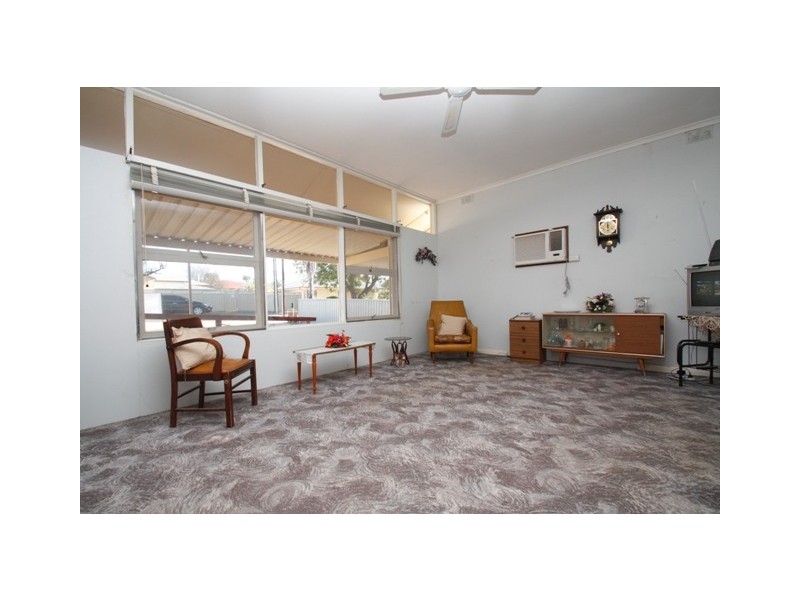 7 Laffer Street, Loxton SA 5333