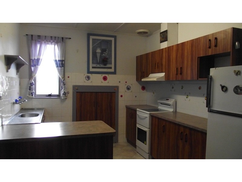 218 West Road, Glossop SA 5344