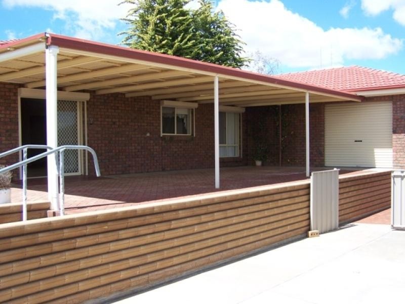 4 Mary Starr Drive, Waikerie SA 5330