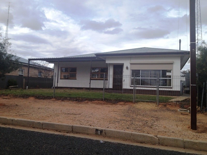 11 Bonnar Street, Barmera SA 5345