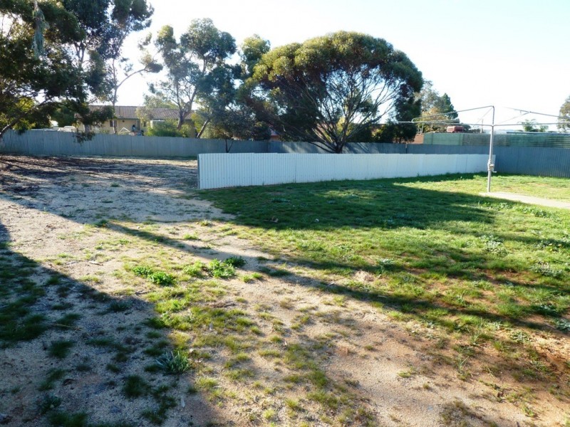 1 Kaesler Street, Loxton SA 5333