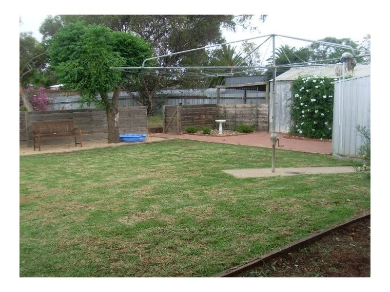 39 Acacia Avenue, Loxton SA 5333