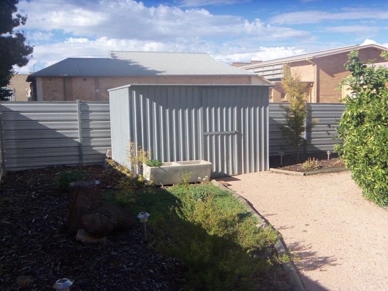 16 Crawford Terrace, Berri SA 5343