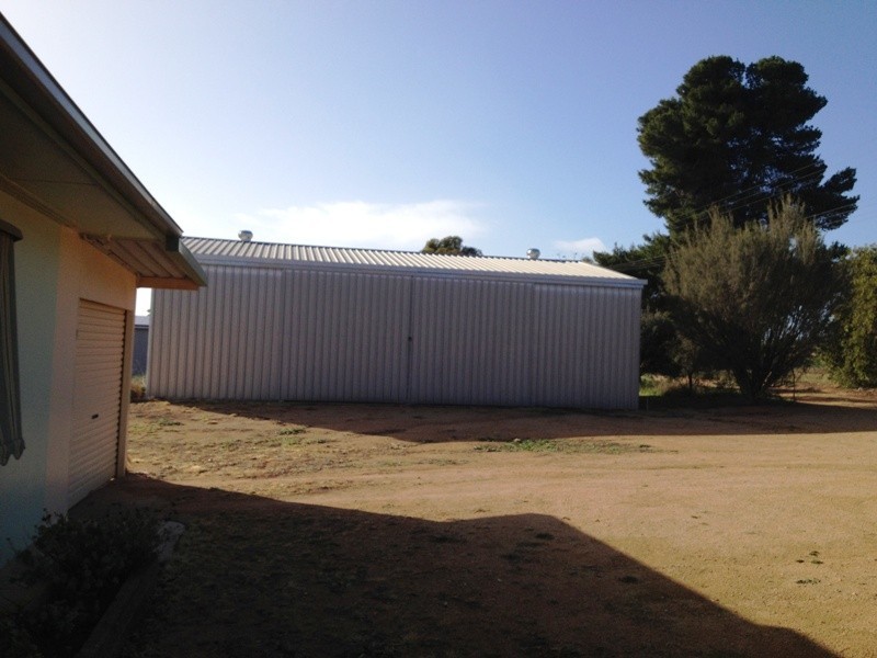 61 Gordon Road, Loxton SA 5333