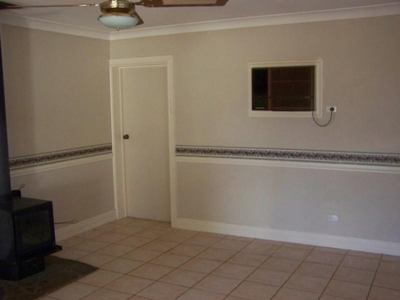 6 North East Terrace, Morgan SA 5320